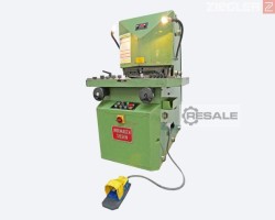 Maschine: INDUMASCH V 204 Ausklinkmaschinen