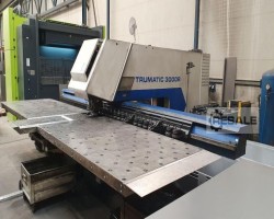 Maschine: TRUMPF TRUMATIC 3000 R Stanzmaschinen