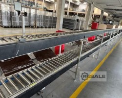 Maschine:   Rollenbahn