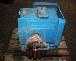 Maschine: FLENDER BA5010 06.03 + BA7300 01.05 Getriebe