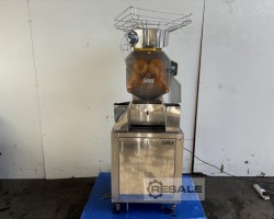 Maschine: ZUMEX Speedpro self service Entsafter