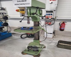 Maschine: UVA AX3S Bohrmaschinen