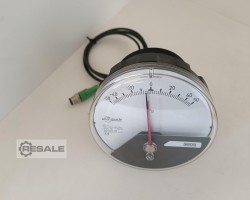 Maschine: WIKA A2G-15, -50/0/50Pa Differenzdruckmanometer