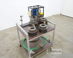 Maschine: AS TECH  einstufige Schraubspannvorrichtung