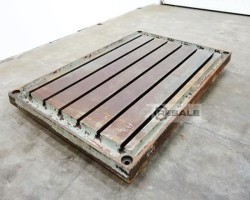 Maschine:   T - Nuten Aufspannplatte