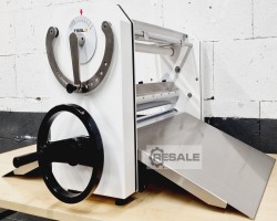 Maschine: SINMAG Tablo Ausrollmaschinen