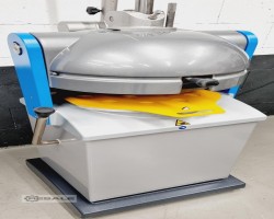Maschine: DAUB DR 4-09 Brötchenpressen
