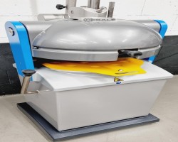 Maschine: DAUB DR 4-14 Brötchenpressen