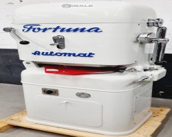 Maschine: FORTUNA Automat A 3 Brötchenpressen