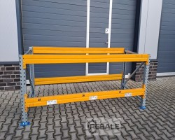 Maschine:  2.890x1.100x1.000mm(BxTxH) Packtisch Werktisch Arbeitstisch