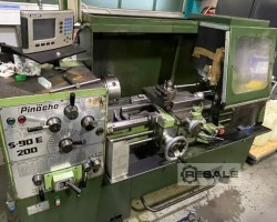 Maschine: PINACHO S-90 E 200 Leit- und Zugspindeldrehmaschinen