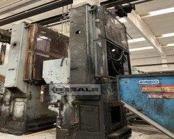 Maschine: POMINI VIC275 Hydraulischer Trichter