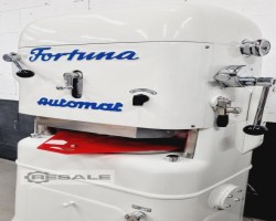 Maschine: FORTUNA Automat A 4 Brötchenpressen