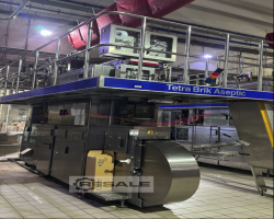 Maschine: TETRA PAK TBA19 200 ML SLIM Abfülllinien (aseptisch)