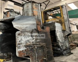 Maschine: POMINI HHR for VIC345 Hydraulischer Trichter