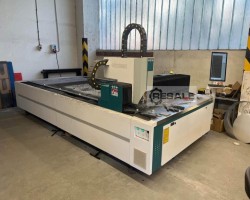 Maschine: LXSHOW 2 kW Laserschneidemaschinen