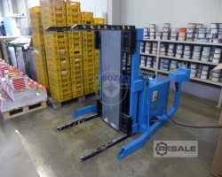 Maschine: RACHNER STW 1 Stapelheber