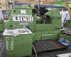 Maschine: PFAUTER P251 Zahnradabwälzfräsmaschinen