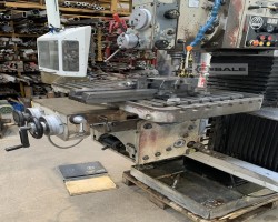 Maschine: MAHO MH 800 Universalfräsmaschinen