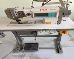 Maschine: PFAFF 421E1 900-0421-010/002 Industrienähmaschine