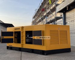 Maschine: ELECTROQUELL 300 kVA (240 kW)  Dieselgeneratoren