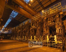 Maschine: MITSUBISHI-HITACHI 2,300 mm wide Warmbandstraße