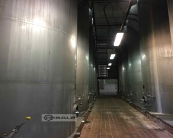 Maschine:   Lagertanks