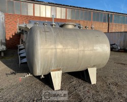 Maschine:  horizontal Edelstahlbehälter