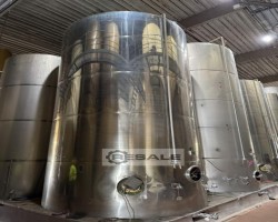 Maschine: SCHOLTEN TANKS R46 with 28,8 m³ Edelstahltank