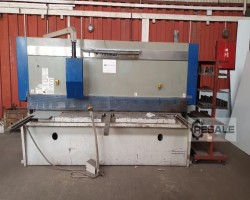 Maschine: FERMAT CNTF  3200/10 CNC Tafelscheren (hydraulisch)