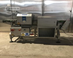 Maschine: LOMA IQ2 emc Metalldetektor