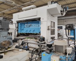 Maschine: COLOMBO AGOSTINO 225.400 Coil-Präge- und Stanzanlage