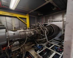 Maschine: CENTRAX 501 KB7S DLE Gasturbinen-Generator-Paket