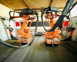 Maschine: ROBOLUTION 2x ABB IRB 2400L Roboterschweisszellen