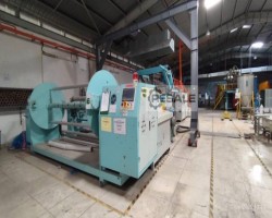 Maschine: CHANGZHOU DALI PLASTICS M DL-2400 CPE/TPE-Gießmaschine mit einem Extruder