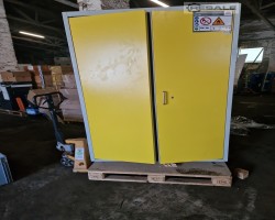 Maschine: HAHN+KOLB GROUP type 90 Düperthal Sicherheitsschrank