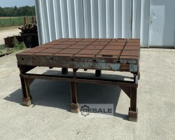Maschine:  Cast iron bed 2300x1900x200mm Montagetische