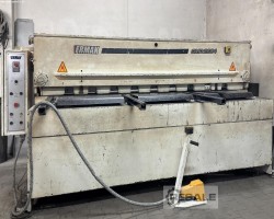 Maschine: ERMAK GMR 2600 X 4 Tafelscheren