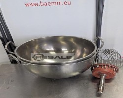 Maschine:   Rund Kessel mit Schneebesen