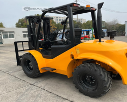 Maschine: KUBOTA 3.0T Gabelstapler
