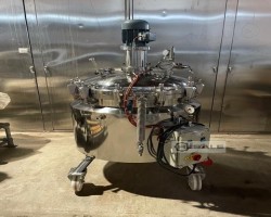 Maschine:  250Liter Prozessbehälter