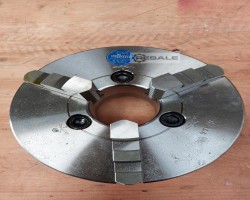 Maschine: RöHM 250mm Dreibackenfutter