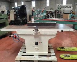 Maschine:   Abrichthobelmaschinen