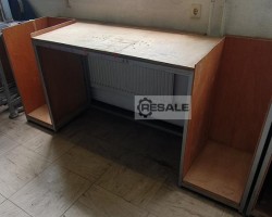 Maschine:   Arbeitstische