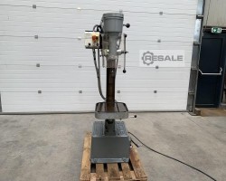 Maschine: PRECIS Ø 23 mm Bohrer