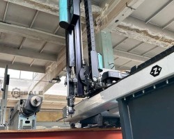 Maschine: WITTMANN-DEMAG W833 Roboter