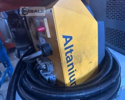 Maschine: HUSKY Altanium X-c-12-NEO2-12 Heisskanalregelgeräte