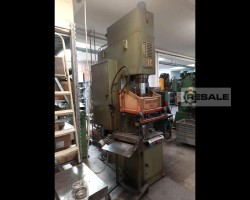 Maschine: CAVENAGHI RIDOLFI C-frame 30 ton Hydraulic C Hydraulische Zweiständerpressen