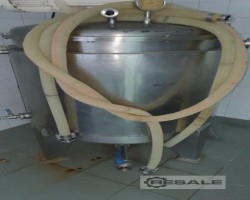 Maschine:   Behälter