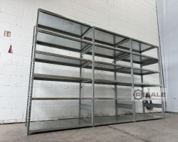 Maschine: SSI SCHäFER R3000 Fachbodenregale